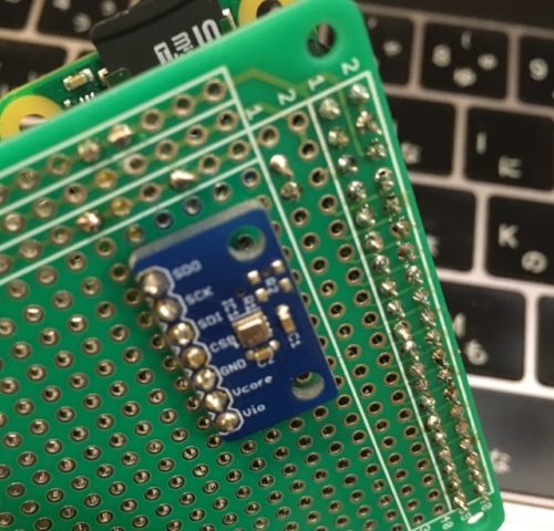 Rasberry pi 用のユニバーサル基板があったので温度センサーを付ける
